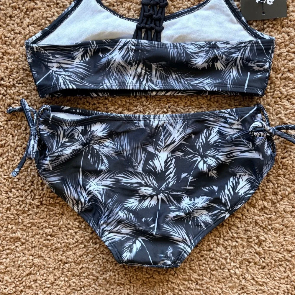 Art Class Black Tropical Palm Bikini 2pc Swim Bathing Suit Girl Medium 8 NEW NWT